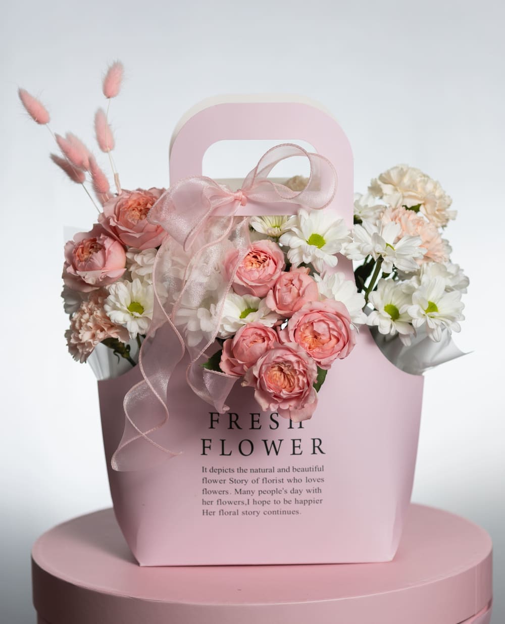 Сумочка с розой Джульетта и хризантемой